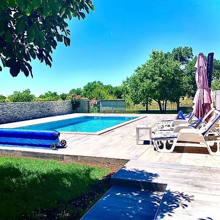 Villa Endi,a Gem Near Sibenik Unesic