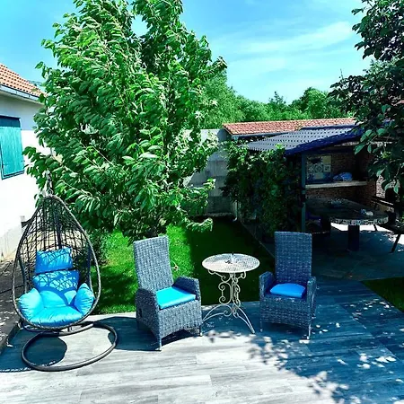 Endi,a Gem Near Sibenik * Unesic