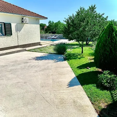 Villa Endi,a Gem Near Sibenik